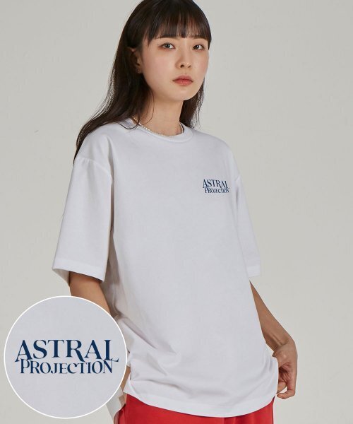 ASTRAL PROJECTION(アストラルプロジェクション)の「シンプルレタリングロゴラウンドネック15番手綿半袖Tシャツ_ホワイト(Tシャツ/カットソー・レディース・その他・LARGE/X-LARGE)」の1枚目の写真