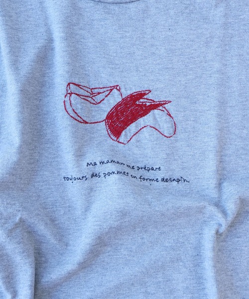 bulle de savon(ビュルデサボン)の「うさぎりんご刺繍 ロンT(Tシャツ/カットソー・レディース・ホワイト/グレー・FREE)」の4枚目の写真