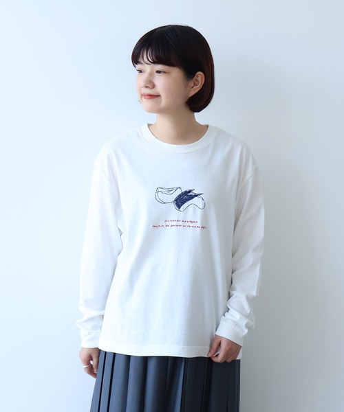 bulle de savon(ビュルデサボン)の「うさぎりんご刺繍 ロンT(Tシャツ/カットソー・レディース・ホワイト/グレー・FREE)」の9枚目の写真