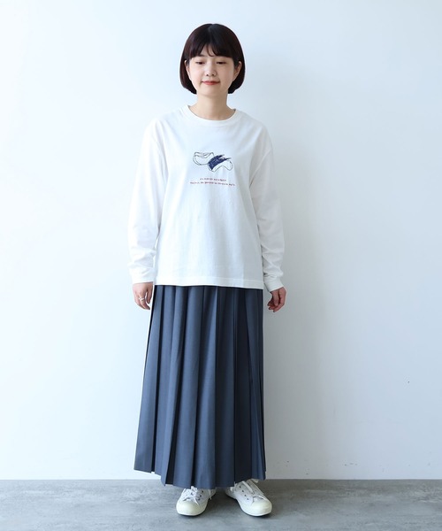 bulle de savon(ビュルデサボン)の「うさぎりんご刺繍 ロンT(Tシャツ/カットソー・レディース・ホワイト/グレー・FREE)」の15枚目の写真