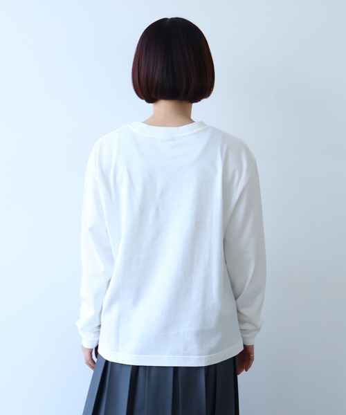 bulle de savon(ビュルデサボン)の「うさぎりんご刺繍 ロンT(Tシャツ/カットソー・レディース・ホワイト/グレー・FREE)」の13枚目の写真