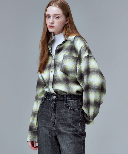 MALOUPE（マロップ）の「4119 裏起毛オーバーサイズチェックシャツ（イエロー）（シャツ/ブラウス・レディース・イエロー・FREE）」の2枚目の写真