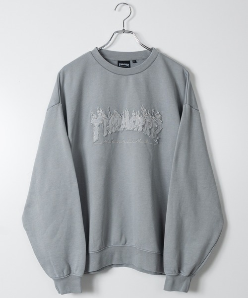 THRASHER(スラッシャー)の「【at】〔THRASHER/スラッシャー〕ダメージデニムアップリケ ピグメント クルーネックスウェット(スウェット・メンズ・チャコールグレー/ブラウン/ピンク/グレー・MEDIUM/LARGE)」の2枚目の写真