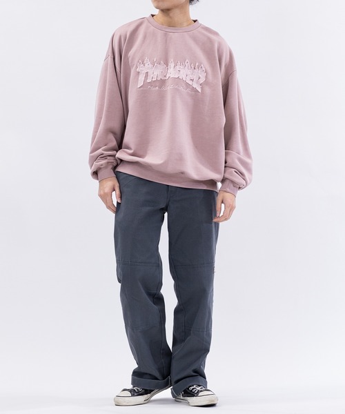 THRASHER(スラッシャー)の「【at】〔THRASHER/スラッシャー〕ダメージデニムアップリケ ピグメント クルーネックスウェット(スウェット・メンズ・チャコールグレー/ブラウン/ピンク/グレー・MEDIUM/LARGE)」の9枚目の写真