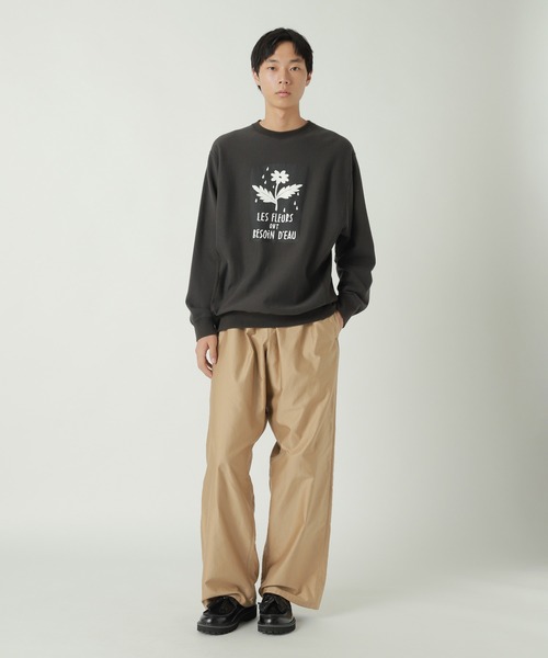 ZUCCa（ズッカ）の「HUIT PETALS SWEATSHIRT / スウェット / P（スウェット・レディース・ダークグレー/ネイビー/ベージュ・XL/M size）」の6枚目の写真