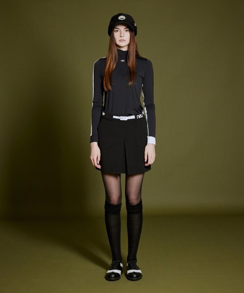 NEU GOLF(エヌイーユーゴルフ)の「MOCK-NECK BLOCK T-SHIRT - BLACK(Tシャツ/カットソー・レディース・その他・LARGE/MEDIUM/SMALL)」の14枚目の写真