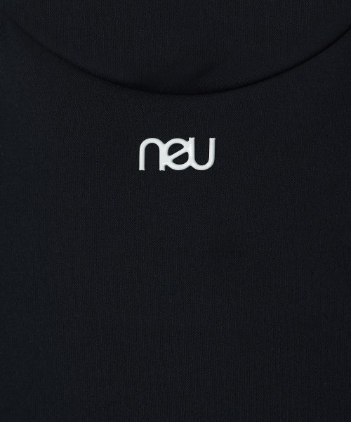 NEU GOLF(エヌイーユーゴルフ)の「MOCK-NECK BLOCK T-SHIRT - BLACK(Tシャツ/カットソー・レディース・その他・LARGE/MEDIUM/SMALL)」の19枚目の写真