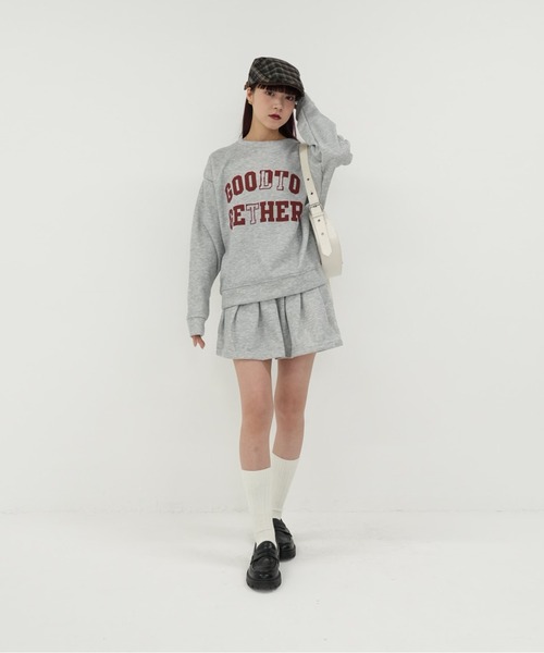 Uenui(ウニュイ)の「【 cunii 】スウェット セットアップ プリーツ ミニスカート 韓国 オーバーサイズ 体型カバー ガーリー カジュアル 秋冬(セットアップ・レディース・グレー・FREE)」の3枚目の写真