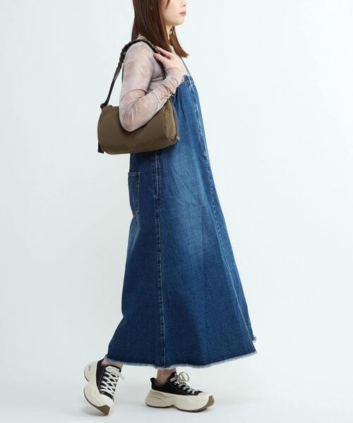 CONVERSE TOKYO（コンバーストウキョウ）の「LACE-UP HANDLE PUFF BAG（ハンドバッグ・レディース・カーキ/ブラック/レッド・FREE）」の9枚目の写真