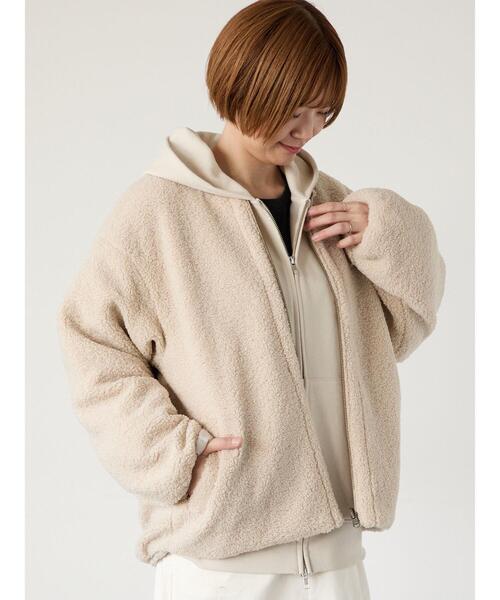 Lugnoncure（ルノンキュール）の「リバーシブルボアブルゾン（ブルゾン・レディース・オフホワイト/チャコールグレー/ベージュ/モカ・M/L）」の4枚目の写真