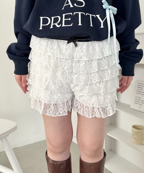SOLLON.(ソルロン)の「フリフリレースショートパンツ(その他パンツ・レディース・ブラック/ホワイト・FREE)」の5枚目の写真