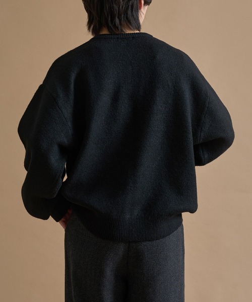 epnok（エプノック）の「ヘンリーネックルーズニット（ニット/セーター・メンズ・ブラック/グレー/テラコッタ・SMALL/MEDIUM/LARGE）」の11枚目の写真