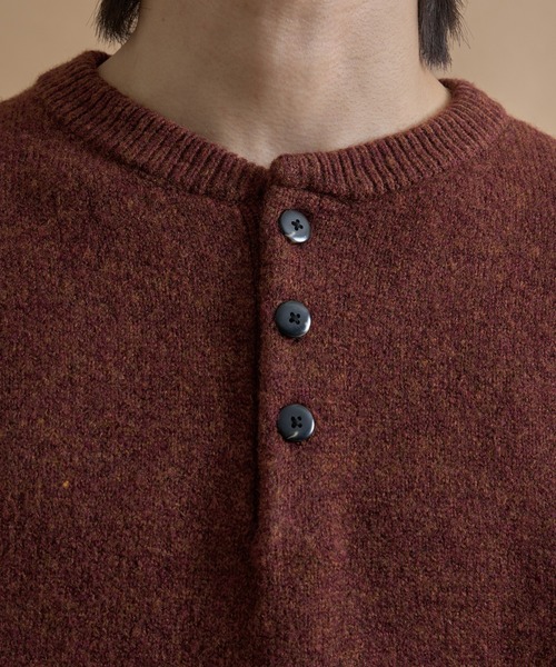 epnok（エプノック）の「ヘンリーネックルーズニット（ニット/セーター・メンズ・ブラック/グレー/テラコッタ・SMALL/MEDIUM/LARGE）」の8枚目の写真