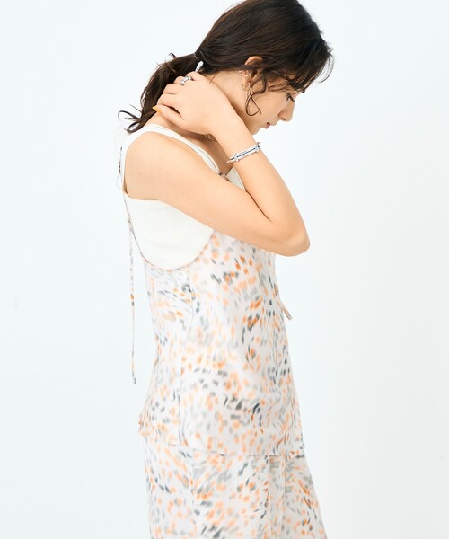 NOLLEY’S Sophi(ノーリーズソフィ)の「ウォッシャブルブラープリントキャミブラウス(キャミソール・レディース・ピンク系その他/ホワイト系その他2・38)」の10枚目の写真
