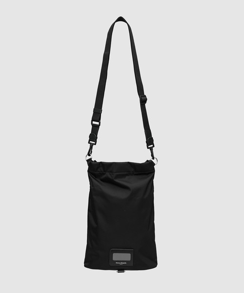 Maison Margiela(メゾンマルジェラ)の「ZAINO(ショルダーバッグ・メンズ・ブラック・UNI)」の2枚目の写真