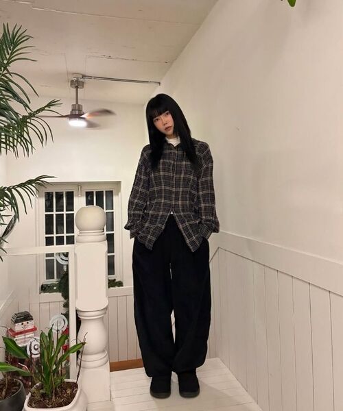 GAKKAI UNIONS（ガッカイユニオンズ）の「ワンタックコーデュロイバルーンパンツダストオリーブ（その他パンツ・メンズ・その他・S/M/L）」の5枚目の写真
