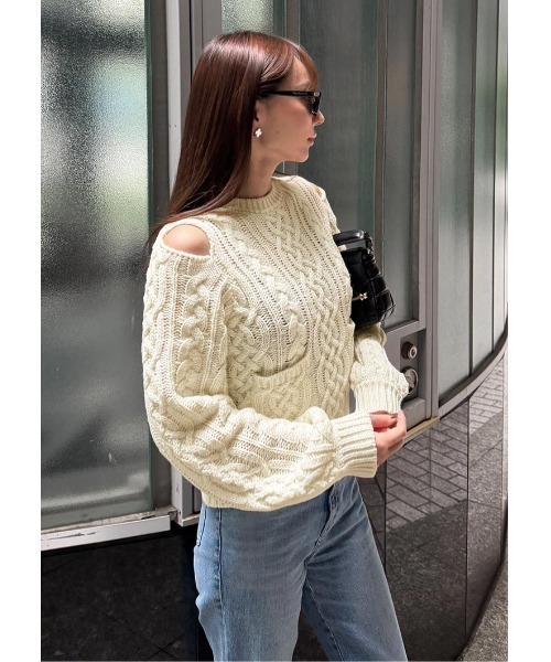 LUDICRUM(ルーディクルム)の「Cable knit wool top(ニット/セーター・レディース・オフホワイト/チャコールグレー/グリーン・FREE)」の13枚目の写真