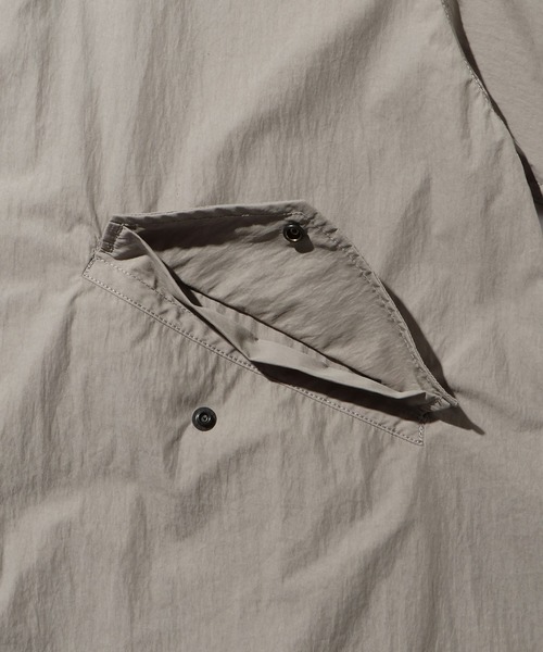 ADAM ET ROPE'（アダムエロペ）の「ナイロンタッサー ショートモッズコート（モッズコート・メンズ・グレー/ブラック・M/L）」の8枚目の写真