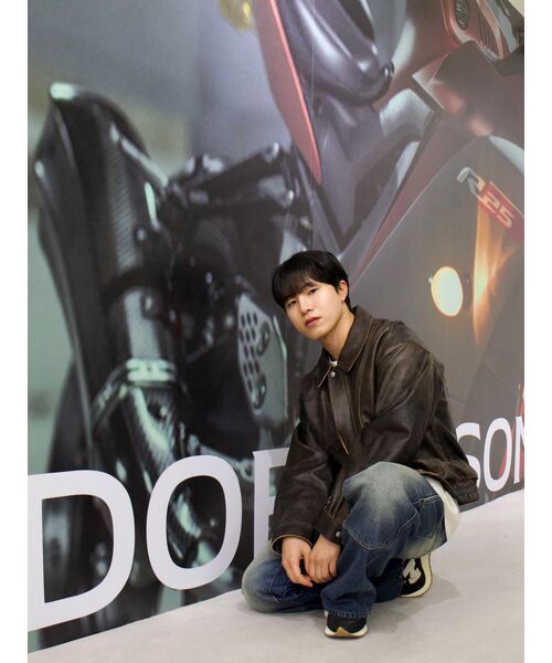 DOFFJASON（ドフジェーソン）の「カウハイドスクエアトートバッグ（トートバッグ・メンズ・ブラック・FREE）」の4枚目の写真