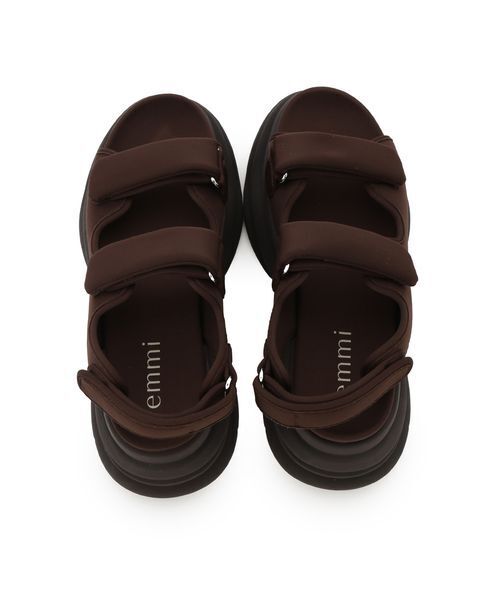 emmi(エミ)の「ボリュームソールサンダル(サンダル・レディース・ブラック/アイボリー・24.5/23.5/22.5)」の17枚目の写真