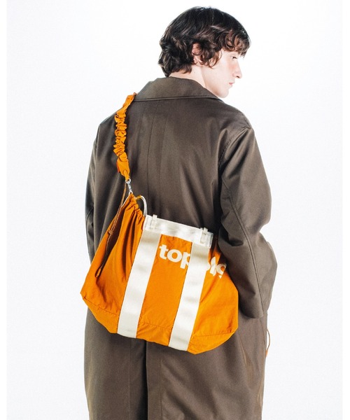 Topologie（トポロジー）の「Summit Tote Wide Medium（サミット