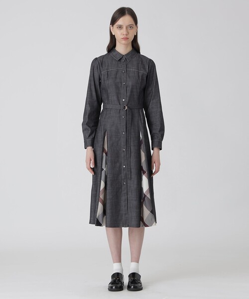 BLUE LABEL CRESTBRIDGE(ブルーレーベルクレストブリッジ)の「ライトスラブシャンブレーシャツドレス(ワンピース・レディース・ダークネイビー・40/36/38)」の7枚目の写真