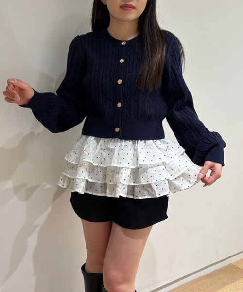 MAJESTIC LEGON（マジェスティックレゴン）の「ゴールドボタンケーブルニットカーデ（カーディガン/ボレロ・レディース・アイボリー/ネイビー/ピンク/レッド・MEDIUM）」の11枚目の写真