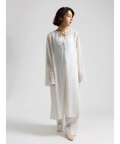 Te chichi(テチチ)の「【Atelier ChouChou】レースコンビパネルワンピース(ワンピース・レディース・オフホワイト・F)」の18枚目の写真