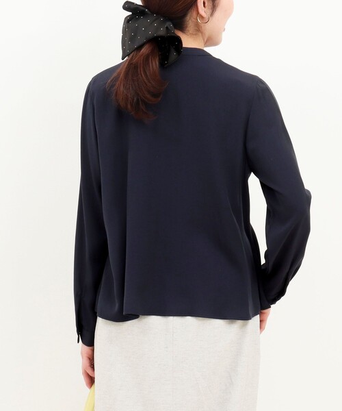 MICO COULIER（ミコクリエ）の「TRピケタックブラウス（シャツ/ブラウス・レディース・ネイビー/オフホワイト/サックスブルー・38）」の16枚目の写真