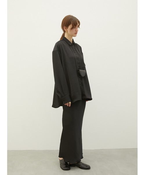 LA PEAU DE GEM(ラポドゥジェム)の「【LA PEAU DE GEM】no slit satin skirt/ノースリットサテンスカート(スカート・レディース・ブラウン/ブラック/アイボリー・MEDIUM/SMALL)」の8枚目の写真