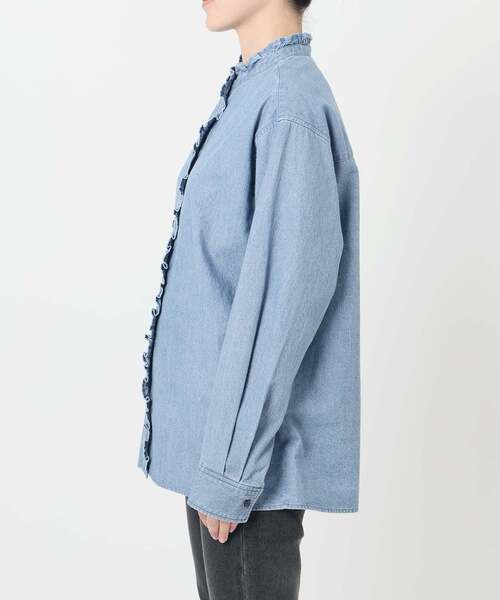 JOURNAL STANDARD relume（ジャーナルスタンダード　レリューム）の「《WEB限定追加4》スタンドネックデニムフリルブラウス（シャツ/ブラウス・レディース・ネイビー/ブルー・FREE）」の3枚目の写真