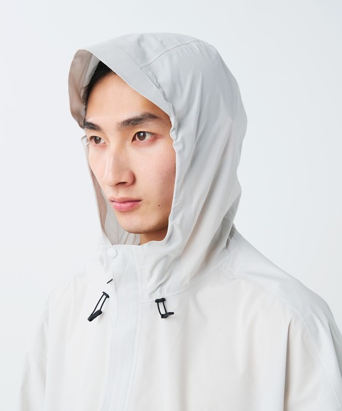 Snow Peak(スノーピーク)の「Snow Peak / Pertex Weatherproof Poncho パーテックス 耐候性ポンチョ(ポンチョ・メンズ・オフホワイト/ブラック/アーミー・1/2)」の11枚目の写真