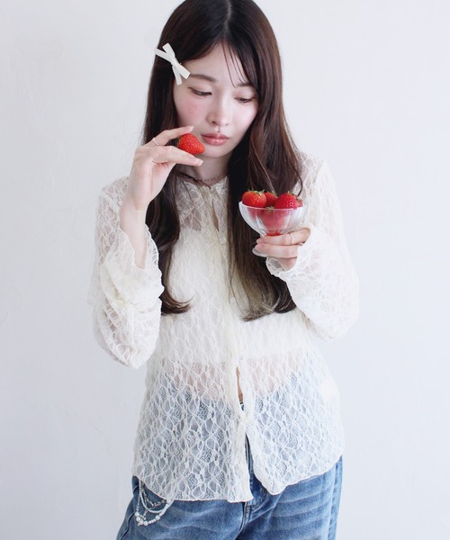 Reurie'(レウリィ)の「エンボスレースポロシャツ / 春服 襟 アイボリー ブラック レース(カーディガン/ボレロ・レディース・アイボリー/ブラック・FREE)」の8枚目の写真