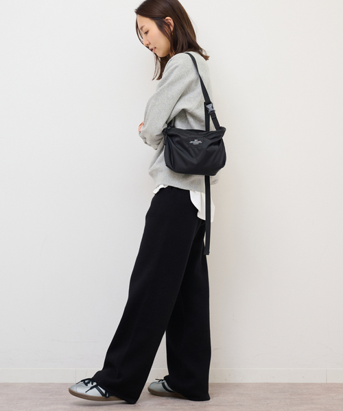 BAGSINPROGRESS（バッグズインプログレス）の「《WEB限定追加2》【BAGS IN PROGRESS】FANNY PACK CROSSBODY（ショルダーバッグ・レディース・ブラック・FREE）」の2枚目の写真