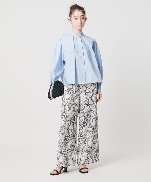 UNITED ARROWS（ユナイテッドアローズ）の「ボリュームフォルム シャツ（シャツ/ブラウス・レディース・ダークブラウン/ライトブルー/イエロー・FREE）」の5枚目の写真