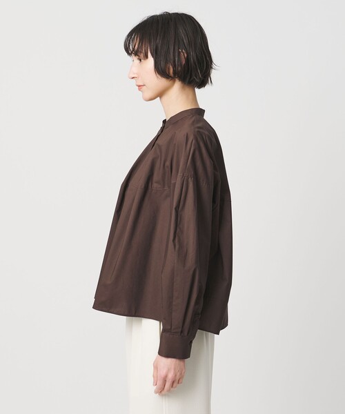 UNITED ARROWS（ユナイテッドアローズ）の「ボリュームフォルム シャツ（シャツ/ブラウス・レディース・ダークブラウン/ライトブルー/イエロー・FREE）」の8枚目の写真