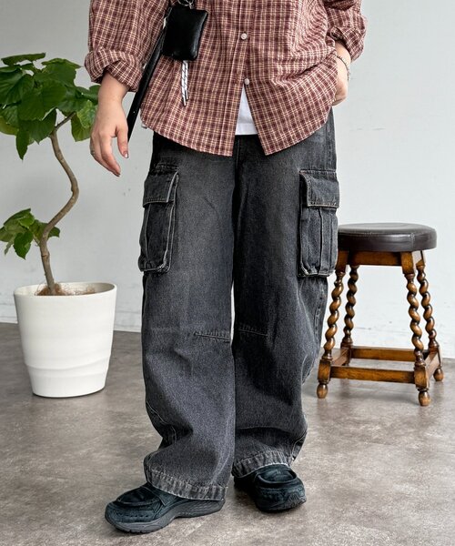 CPCM(シーピーシーエム)の「カーブカーゴデニムパンツ(その他パンツ・レディース・ネイビー/ブラック/ブルー・SMALL/MEDIUM)」の4枚目の写真