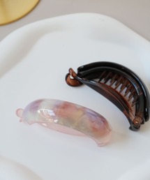 バナナクリップ」に該当するレディースのヘアアクセサリーファッション