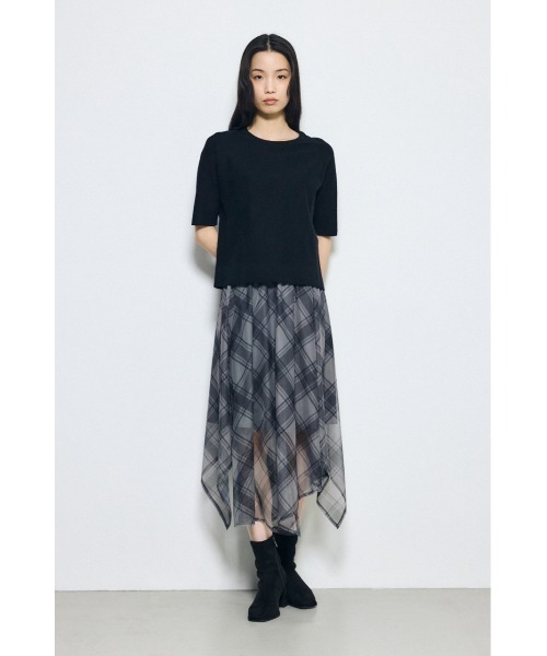 AZUL by moussy(アズールバイマウジー)の「【身長/骨格別着用画像あり】シアーチェックハンカチーフヘムスカート(スカート・レディース・ベージュ系その他/ブラック系その他・FREE)」の5枚目の写真