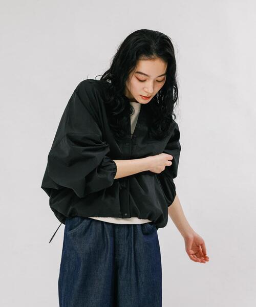 EKAL（エカル）の「『吸水速乾/通気性/軽量』DOT AIR CARDIGAN（カーディガン/ボレロ・レディース・ブラウン/ブラック/チャコールグレー・ONE）」の6枚目の写真