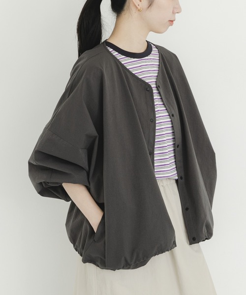 EKAL(エカル)の「DOT AIR CARDIGAN(カーディガン/ボレロ・レディース・ブラウン/ブラック/チャコールグレー・ONE)」の2枚目の写真