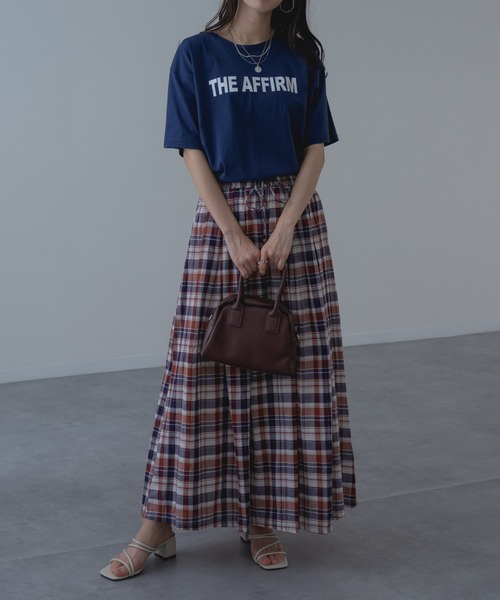 refinedworks（リファインドワークス）の「【refinedworks】フロントロゴ が目を惹く大人の こなれ感 Tシャツ！（Tシャツ/カットソー・レディース・オフホワイト/ネイビー・FREE）」の6枚目の写真