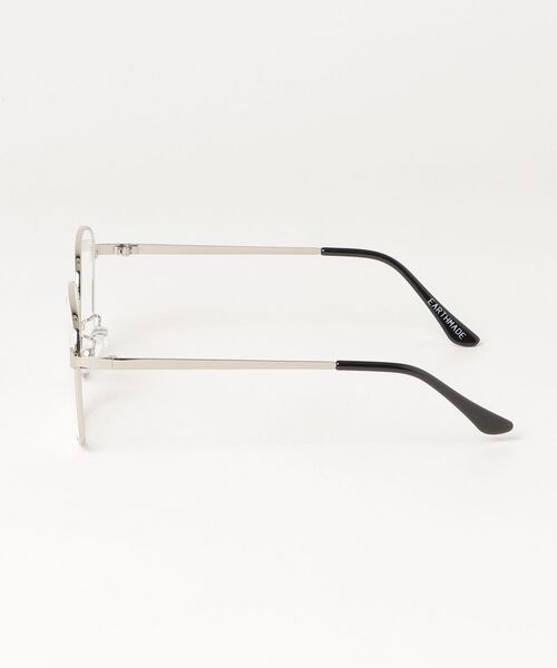 fredy emue（フレディエミュ）の「細メタルスクエアメガネ（サングラス・レディース・ゴールド/シルバー・FREE）」の3枚目の写真