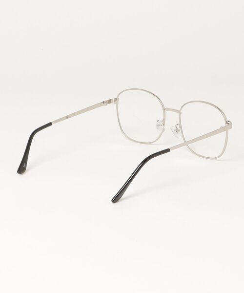 fredy emue（フレディエミュ）の「細メタルスクエアメガネ（サングラス・レディース・ゴールド/シルバー・FREE）」の4枚目の写真