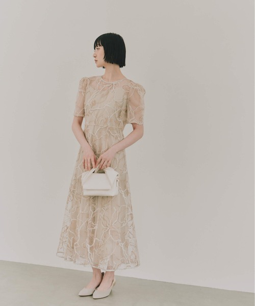 kaene(カエン)の「エンブロイダリーモールレースドレス【結婚式 二次会 同窓会 成人式 パーティードレス】(ワンピース・レディース・ブルーグレー/ベージュ・M/S)」の12枚目の写真