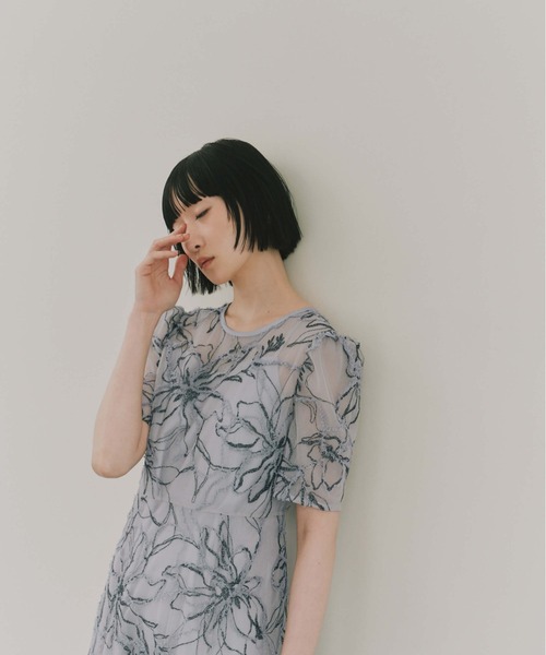 kaene(カエン)の「エンブロイダリーモールレースドレス【結婚式 二次会 同窓会 成人式 パーティードレス】(ワンピース・レディース・ブルーグレー/ベージュ・M/S)」の6枚目の写真