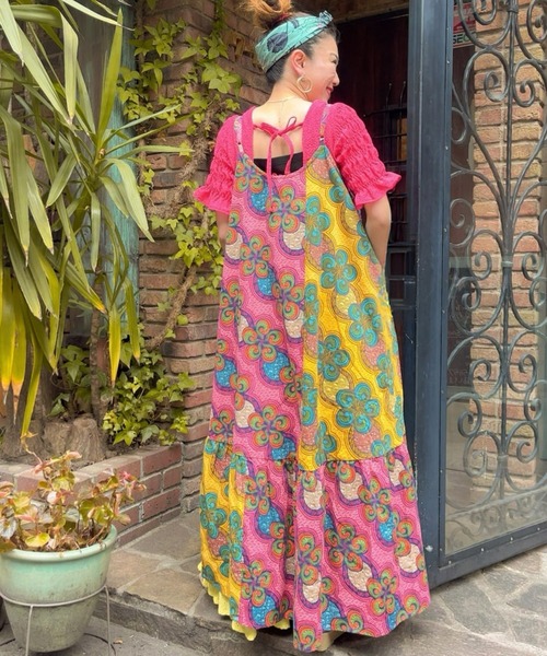 チャイハネ(チャイハネ)の「【チャイハネ】イジェオマパッチワーク風キャミワンピース(ワンピース・レディース・グリーン/ピンク・FREE)」の1枚目の写真