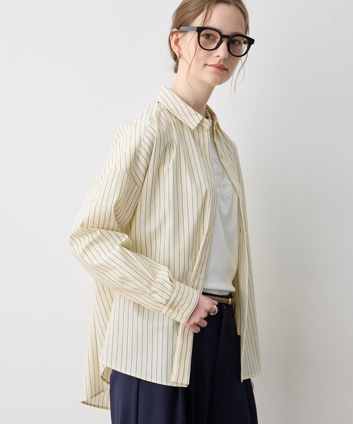 LE SOUK HOLIDAY(ルスークホリデー)の「【WEB限定】バックタックレギュラーカラーシャツ(シャツ/ブラウス・レディース・イエロー/ライトグリーン・M/L)」の3枚目の写真