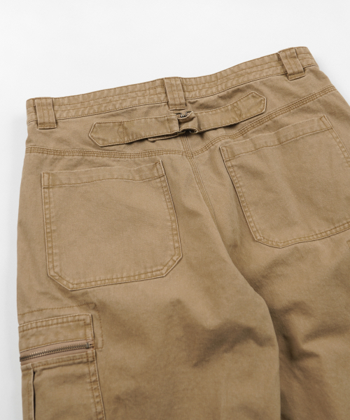 FRIZMWORKS(フリズムワークス)の「WASHED COTTON ZIP CARGO PANTS _ BEIGE(その他パンツ・メンズ・その他・SMALL/MEDIUM/LARGE/X-LARGE)」の7枚目の写真
