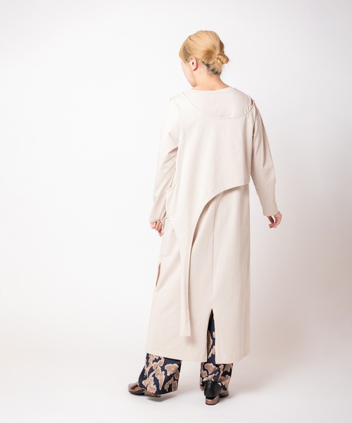 OSMOSIS（オズモーシス）の「アシンメトリーワンピース（ワンピース・レディース・ライトベージュ/ブラック/チャコール・ONE SIZE）」の14枚目の写真